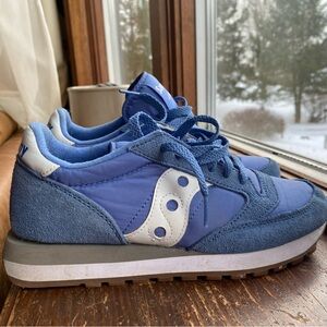 Womens Saucony Jazz 7 Blue Sneakers.